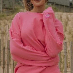 UNOPENED Daily Drills Vibrant Pink Oversized Thermal